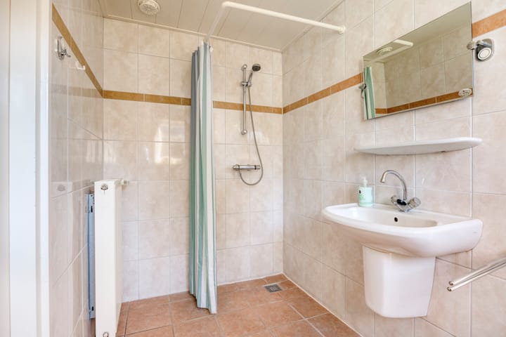 Photo 5 of Antoniusstraat 11