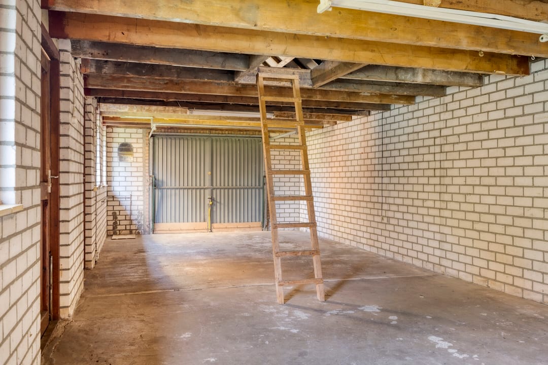 Photo 38 of Antoniusstraat 11