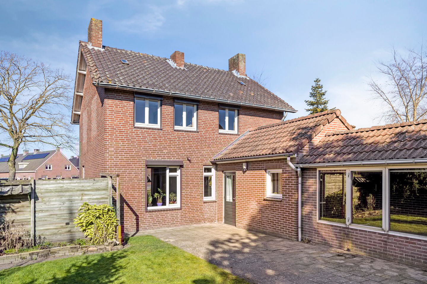 Photo 40 of Antoniusstraat 11