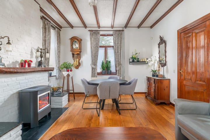 Photo 4 of Kapelstraat 25