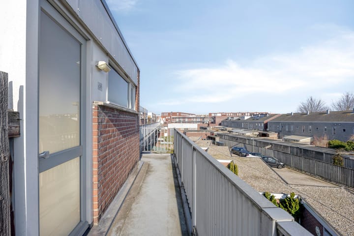 Photo 3 of Tongelresestraat 204-A