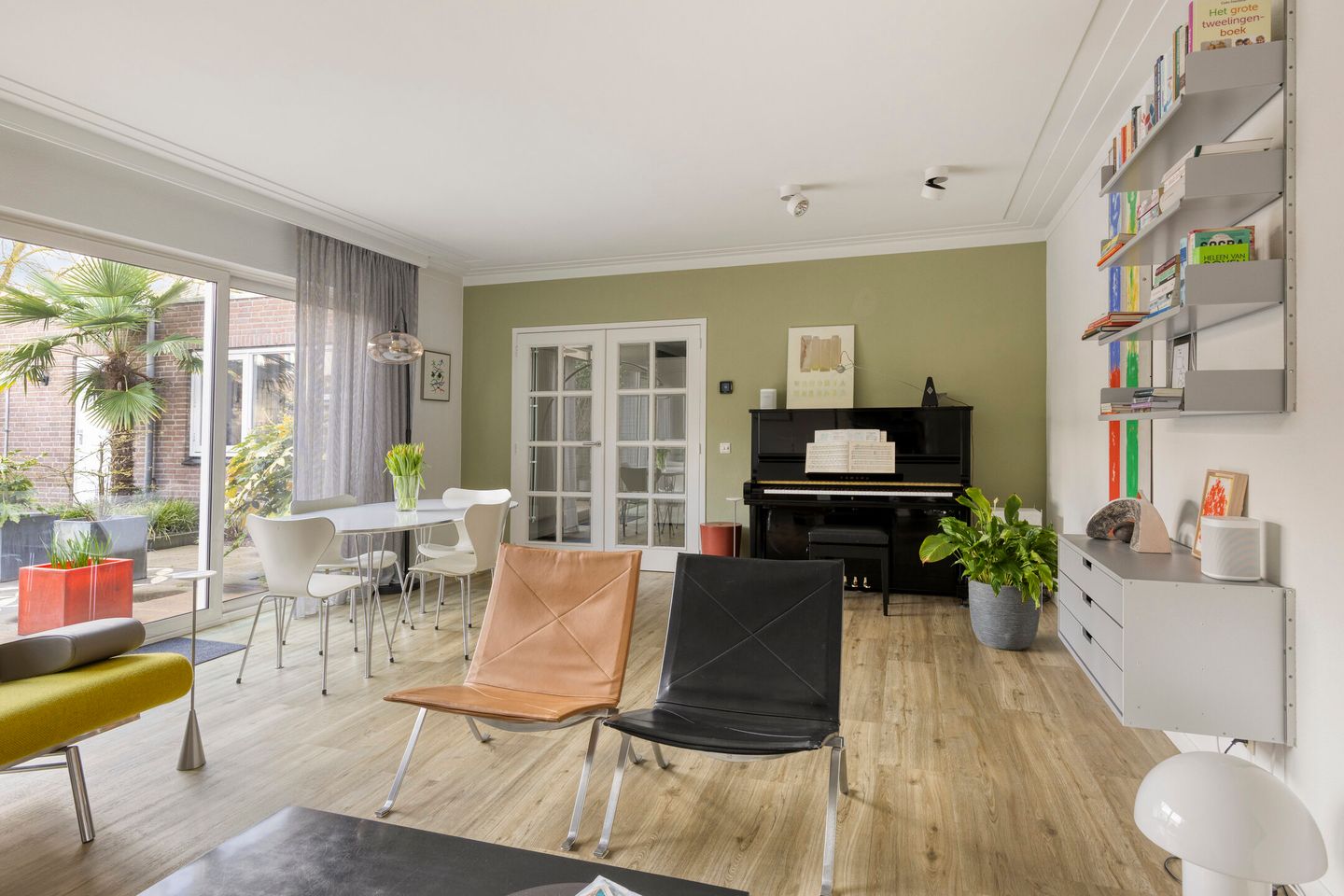 Foto 10 van Mortierlaan 145