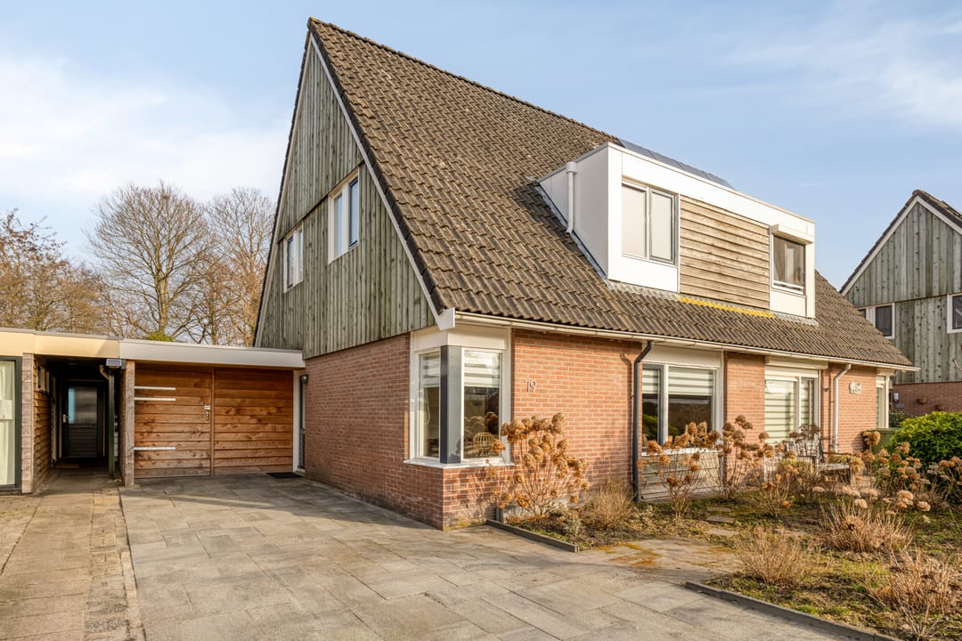 Foto 1 van Kuifmees 19