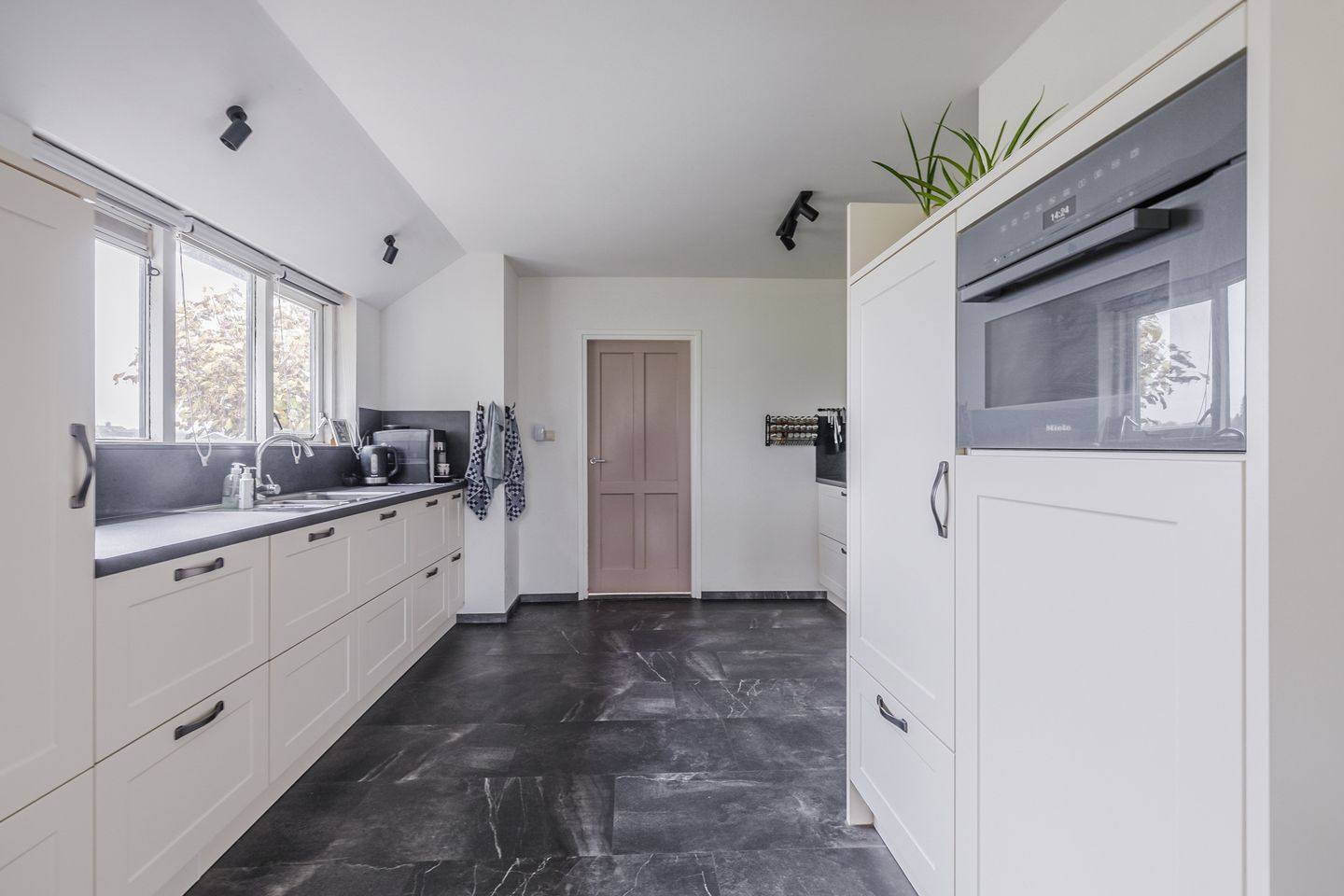 Foto 20 van Stobbenweg 4