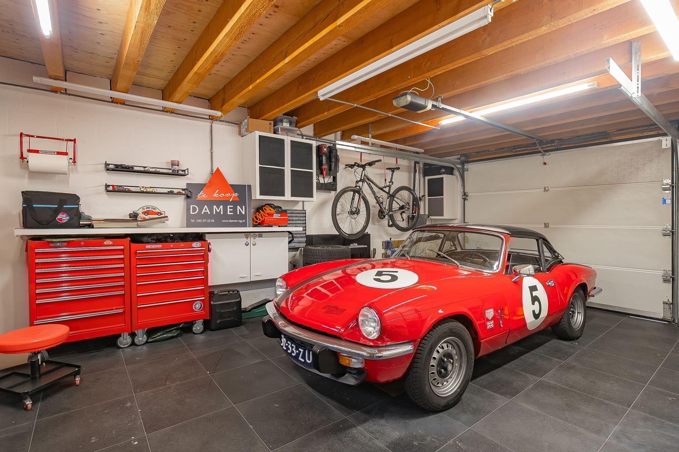 Photo 12 of Berghofstraat 9