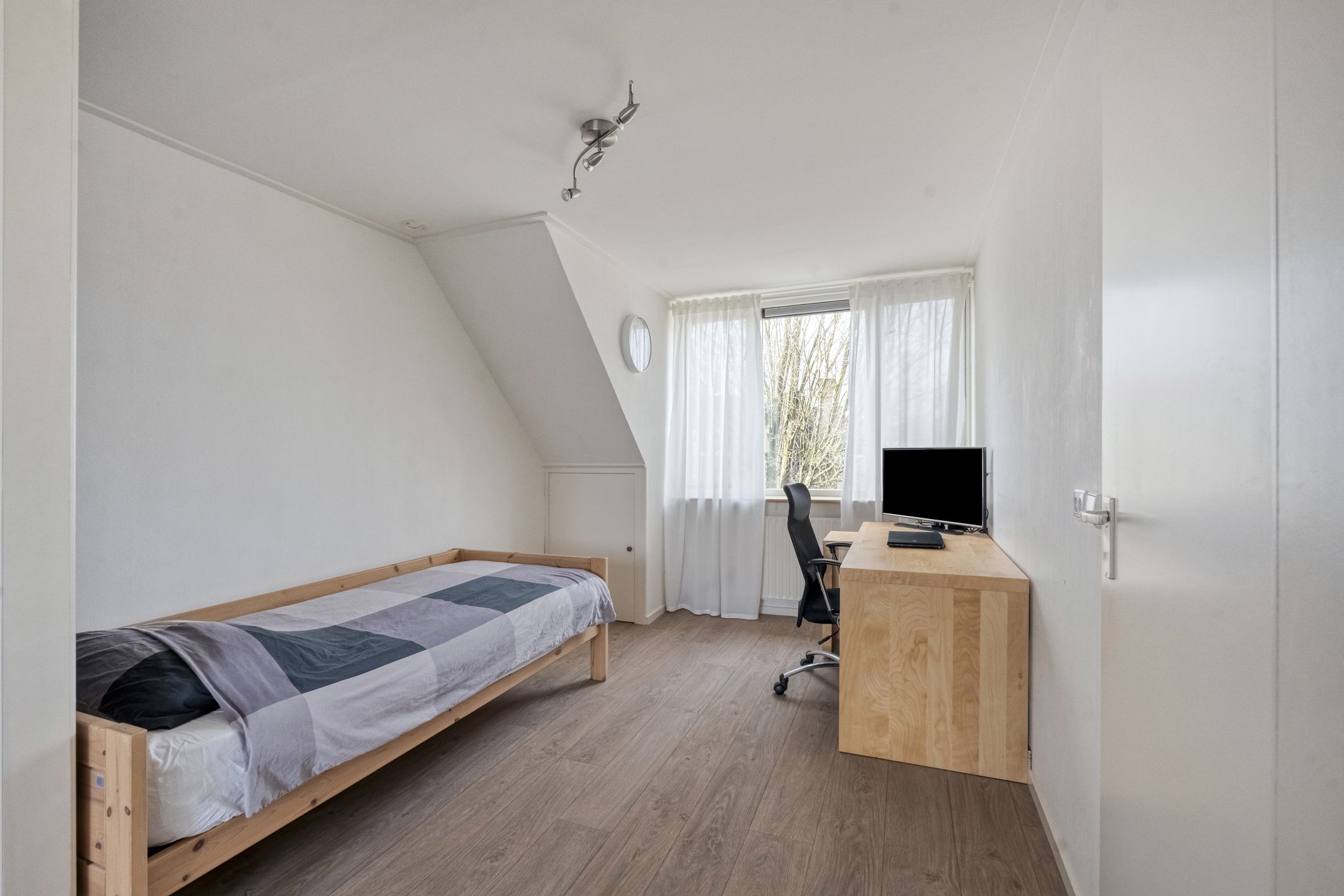Photo 36 of Bereklauw 1