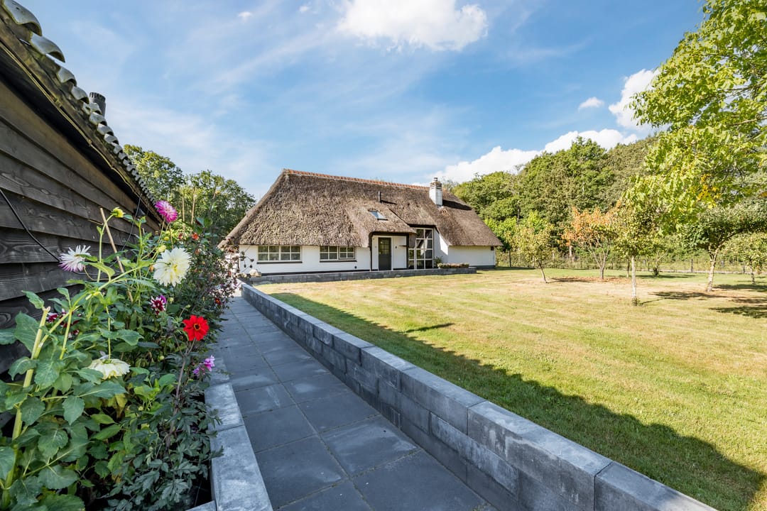 Unique Farmhouse with Versatile Outbuildings and Natural Surroundings — 45