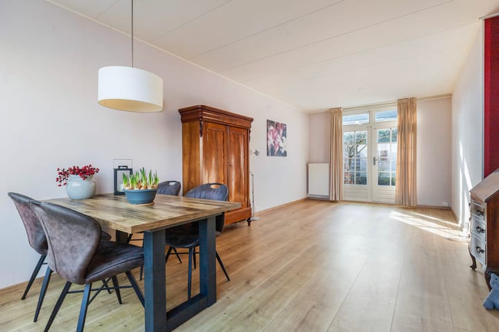 Foto 2 van Bachstraat 77