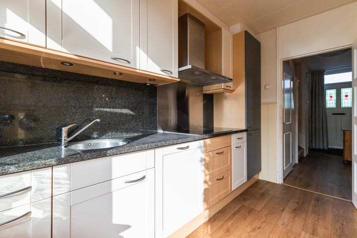 Foto 3 van Bachstraat 77