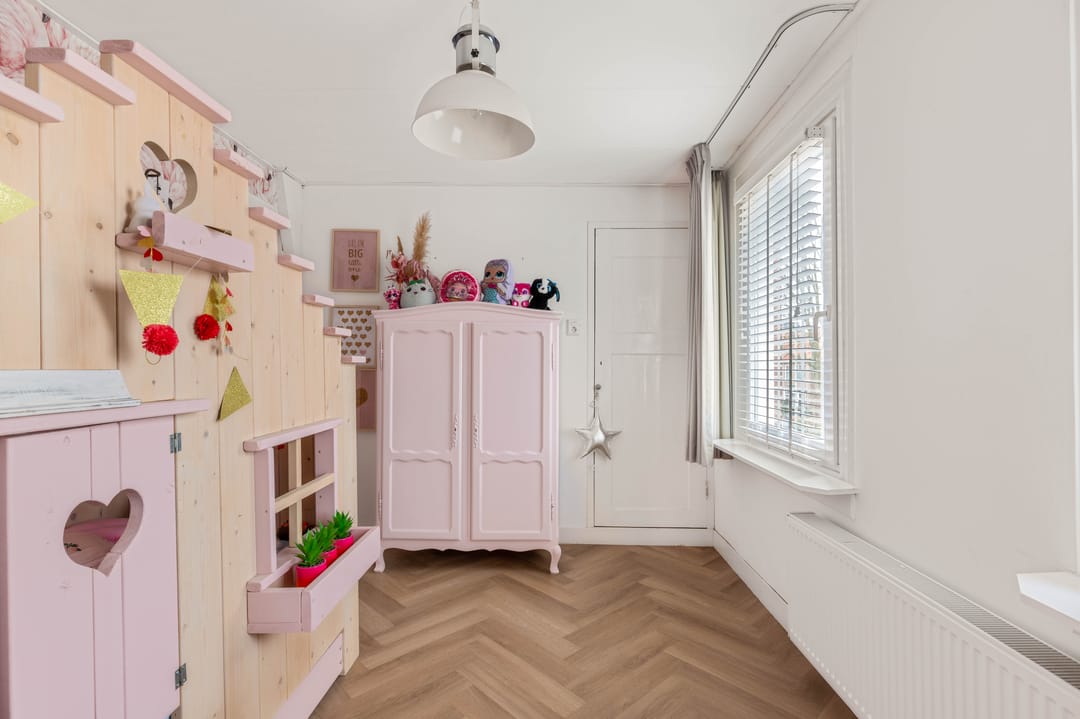 Foto 46 van Dr. Schuitstraat 36