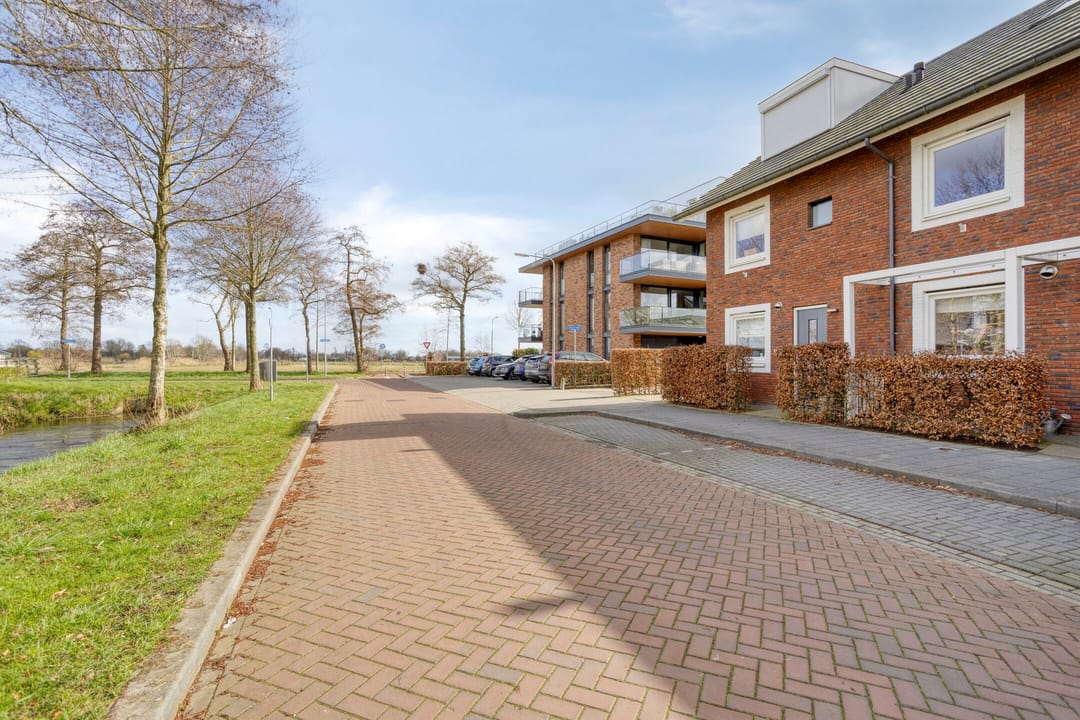 Foto 2 van Van Amerongenerf 42