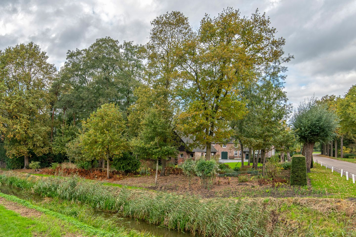 Photo 55 of Stevert 35