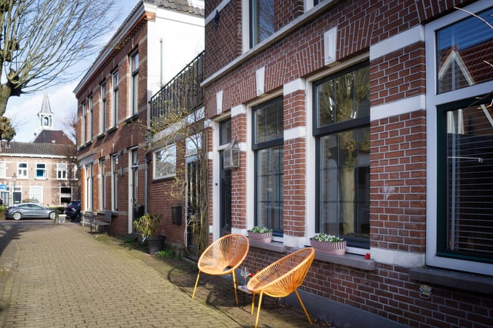 Emmastraat 1