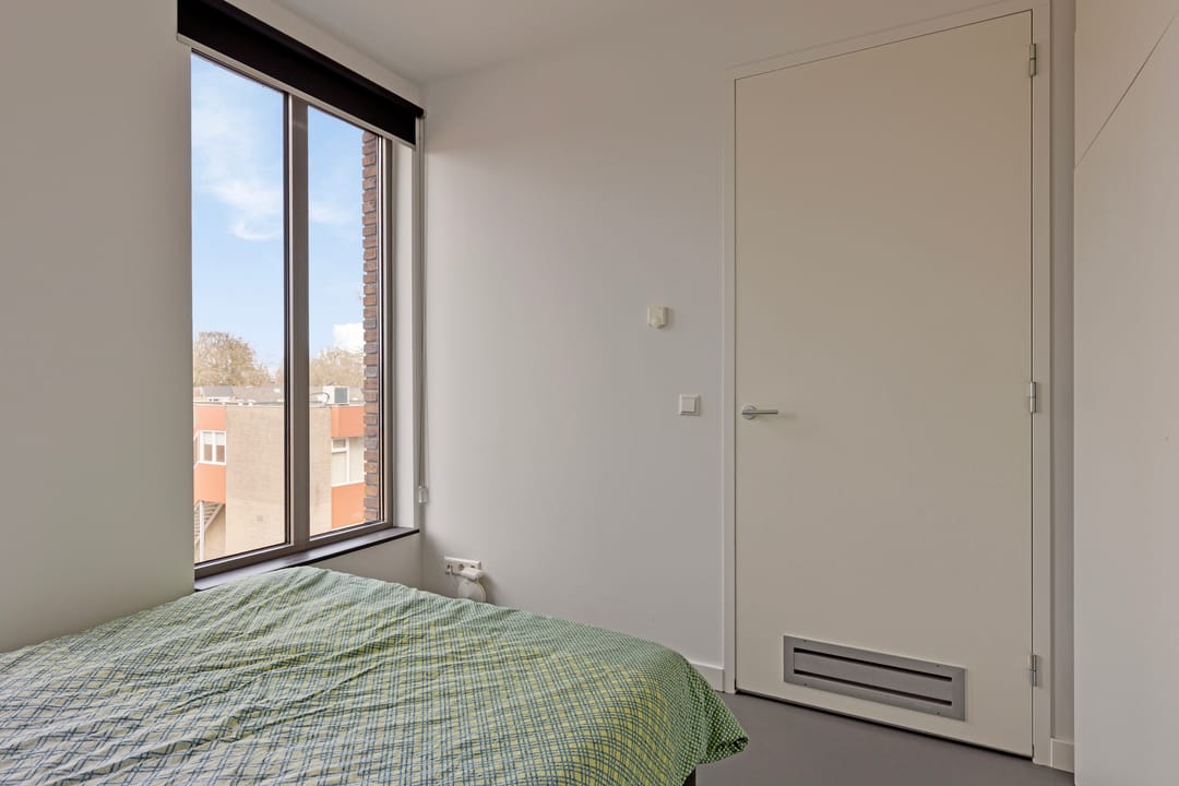Photo 32 of Galjoenstraat 34