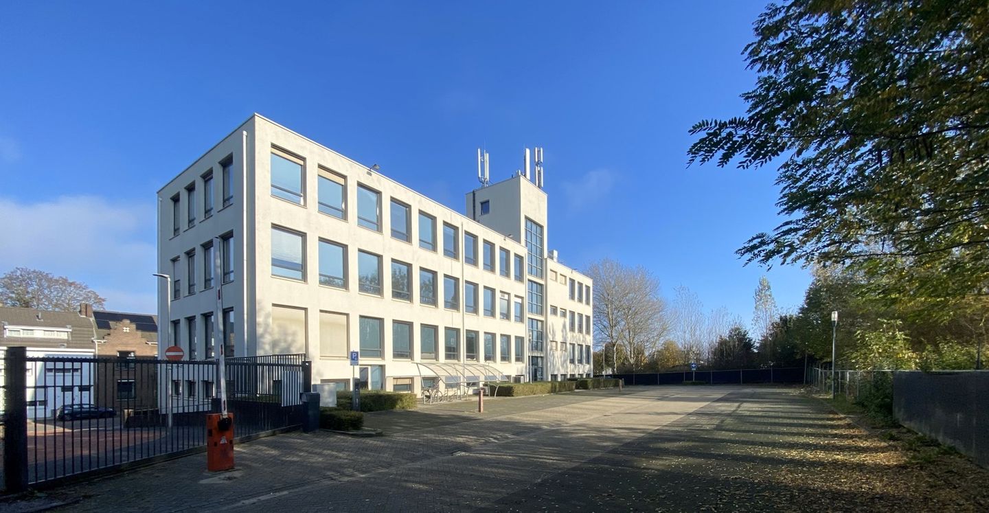 Bekijk foto 5 van Schaesbergerweg 84