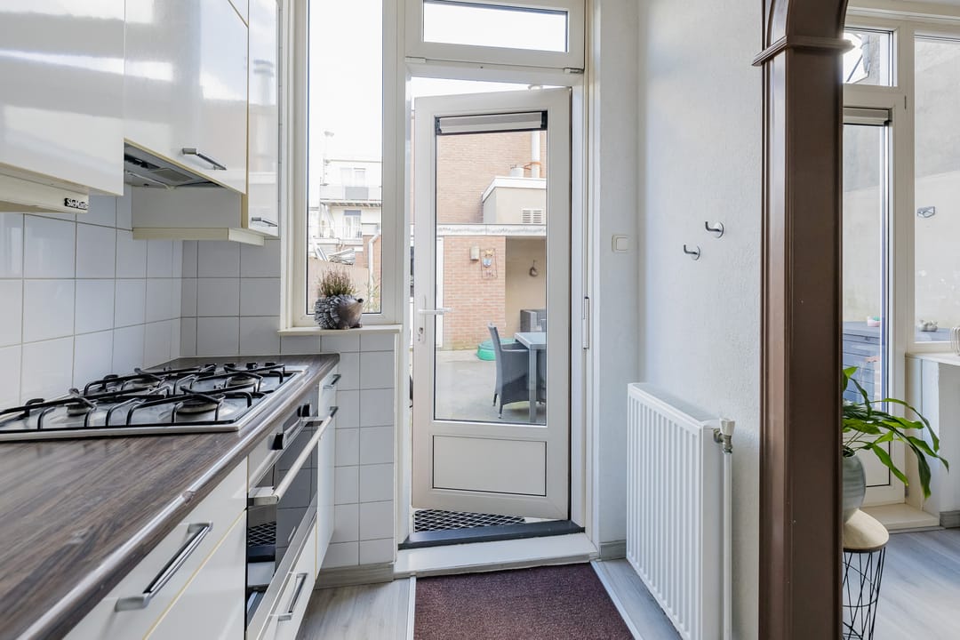 Well-maintained family home in Verzetsheldenbuurt, IJmuiden — 15