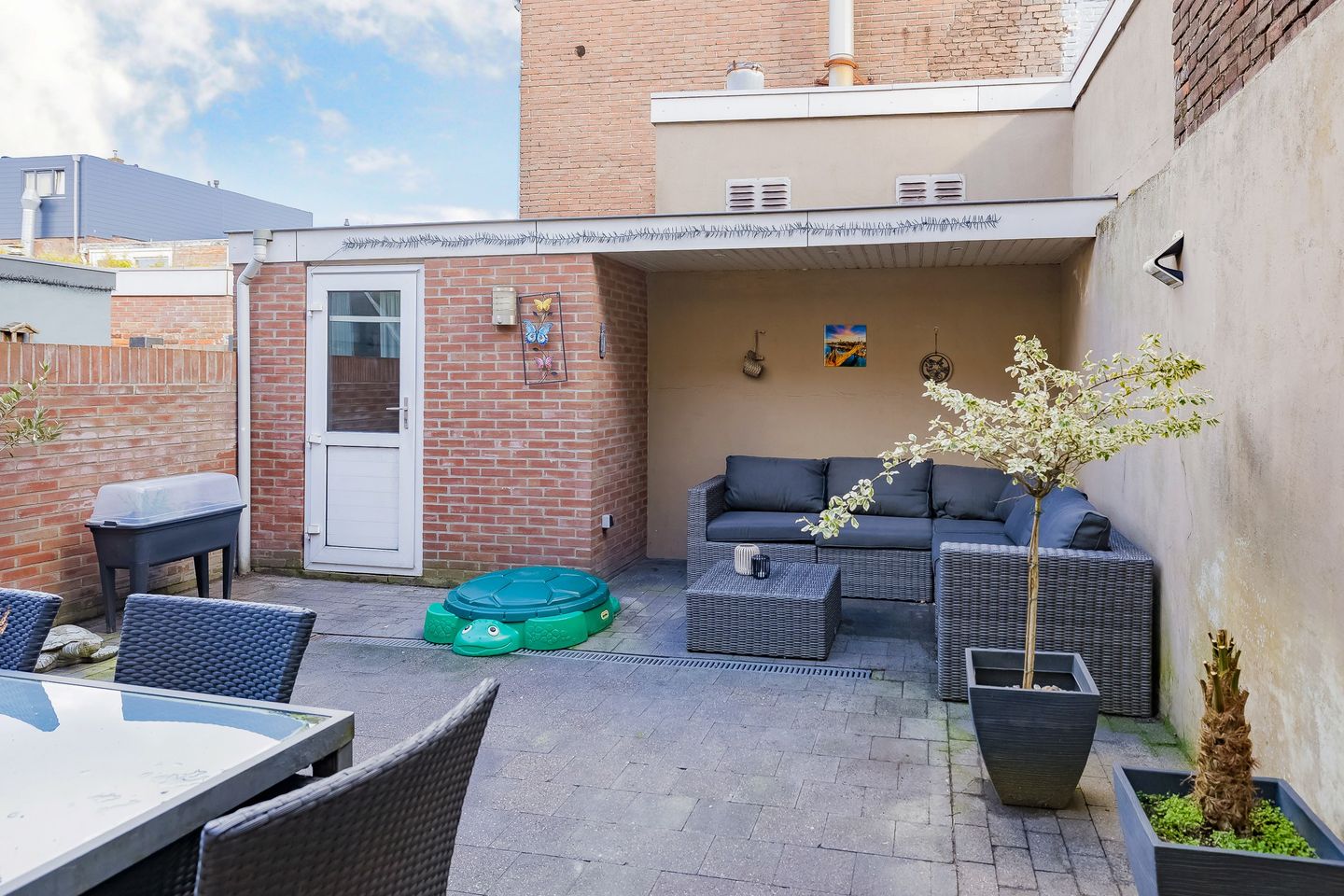 Well-maintained family home in Verzetsheldenbuurt, IJmuiden — 18