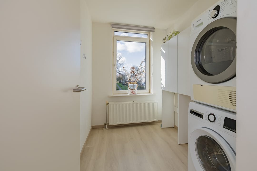 Well-maintained family home in Verzetsheldenbuurt, IJmuiden — 30