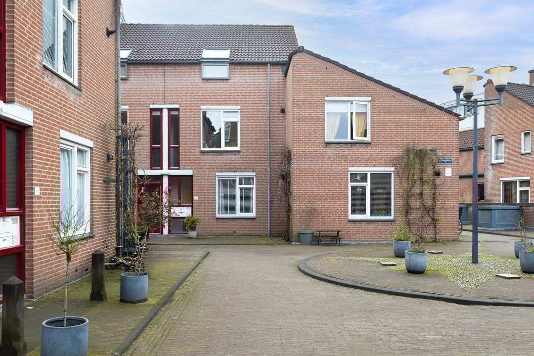 Foto 1 van Haagplein 24