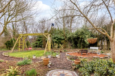 Binckhorst 67 secondary image