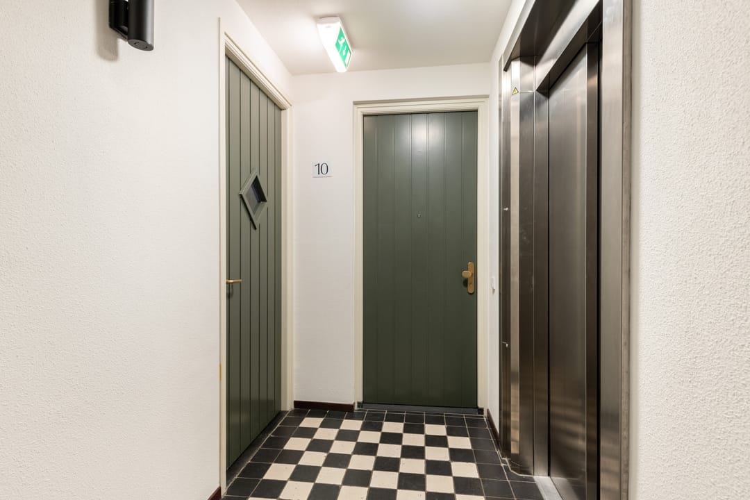 Foto 7 van Groot Horloo 10