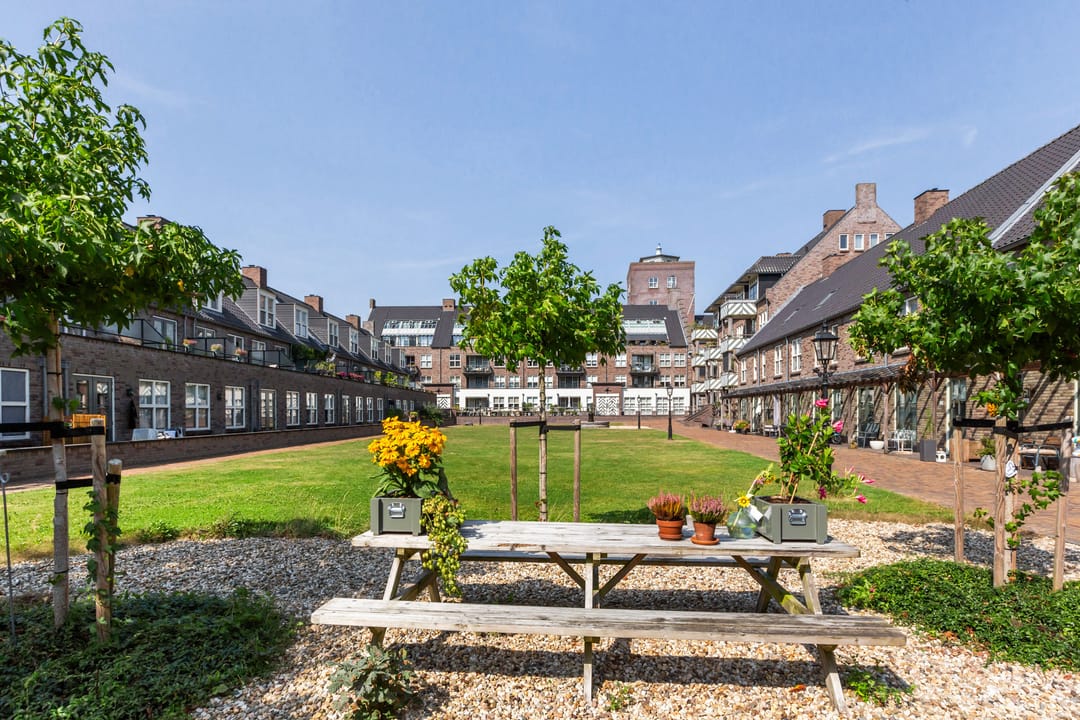 Foto 56 van Groot Horloo 10