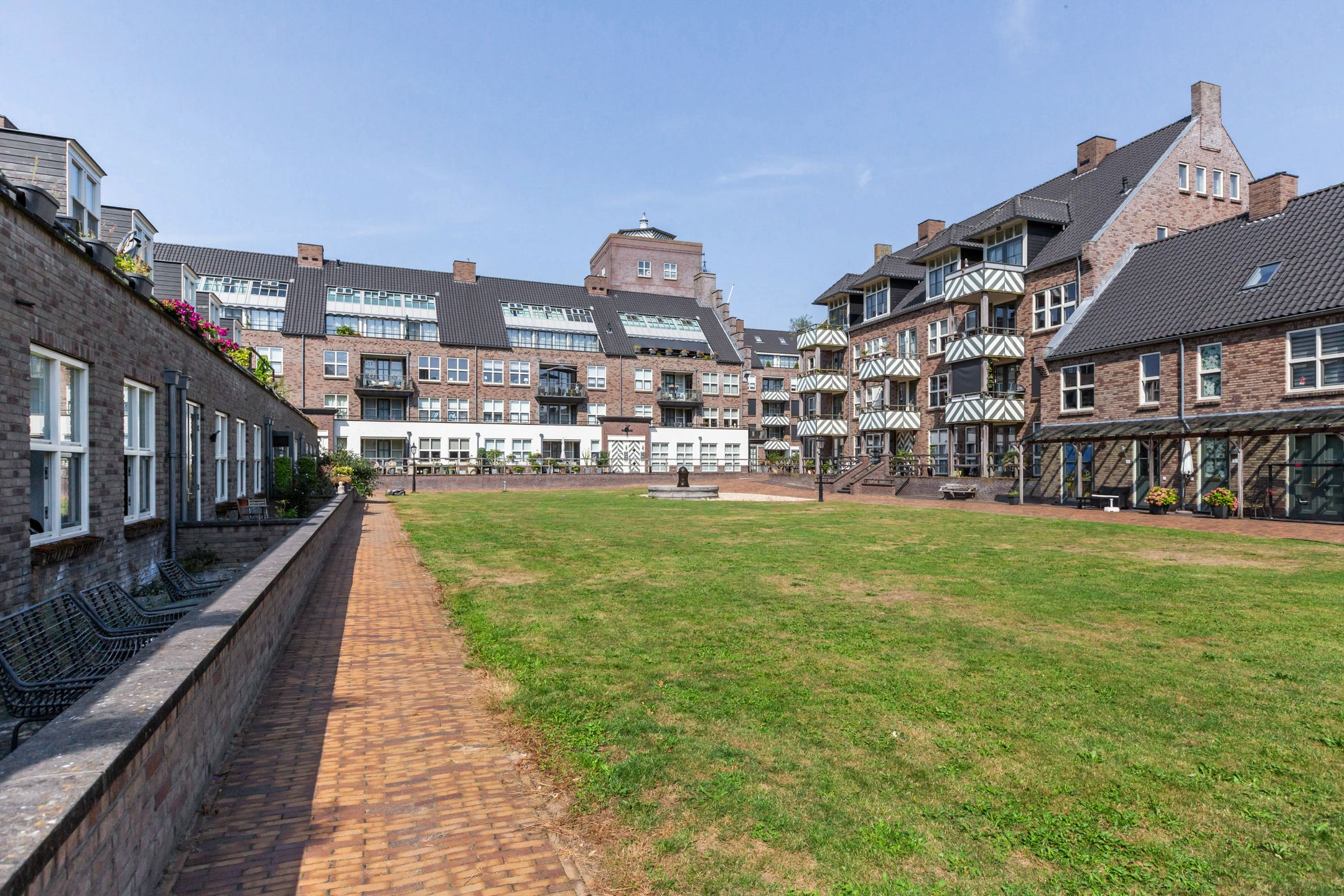 Foto 57 van Groot Horloo 10