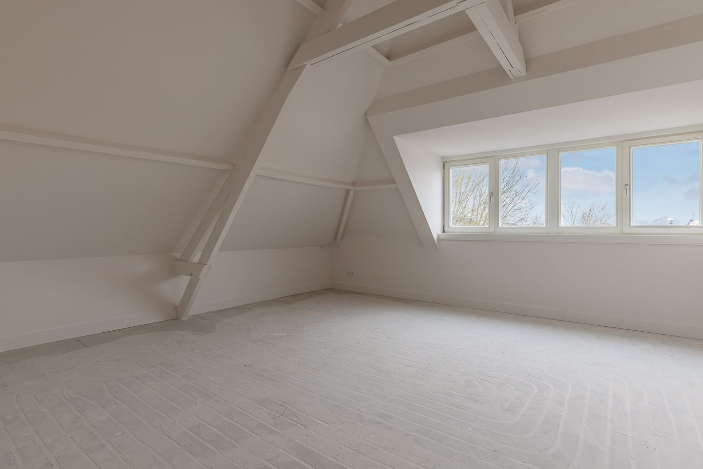 Foto 14 van Prins Hendrikstraat 3-3