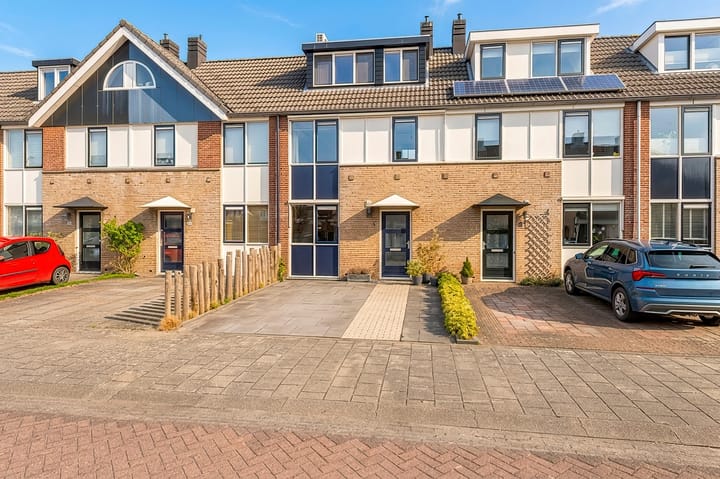 Minerva 10 main image