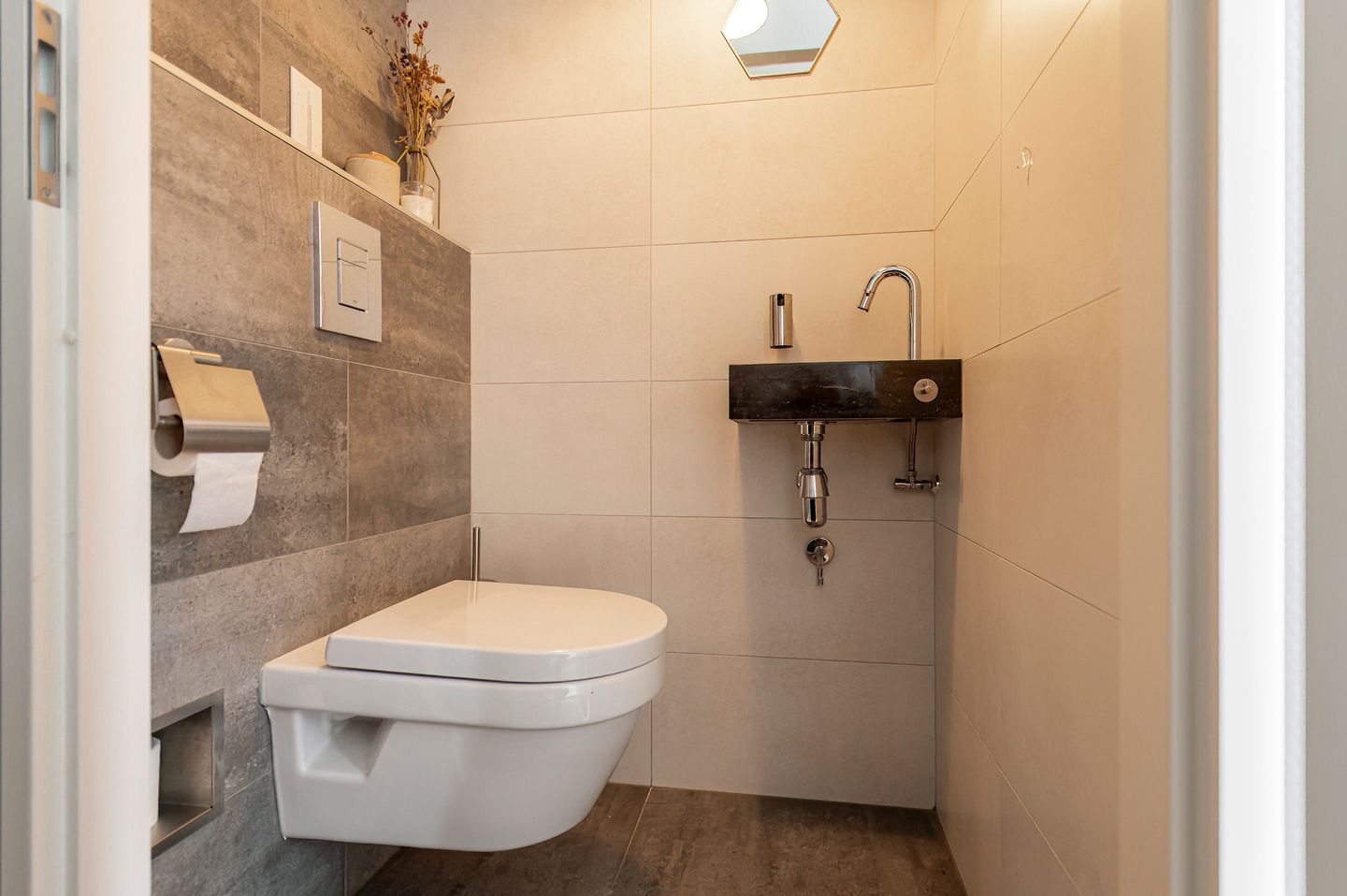 Foto 5 van Minerva 10