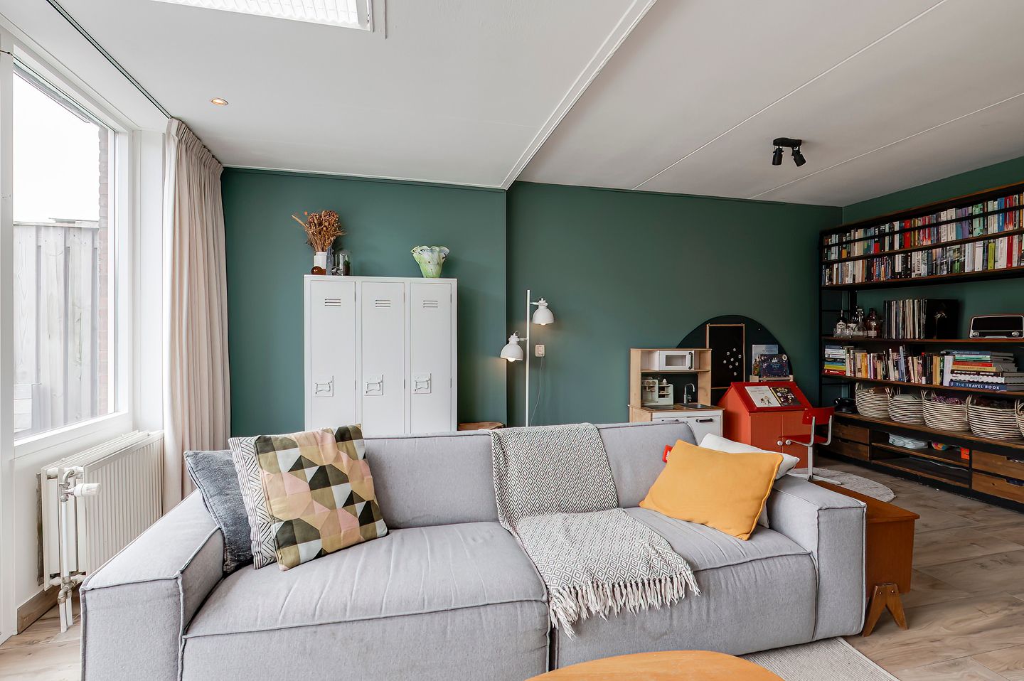 Foto 10 van Minerva 10