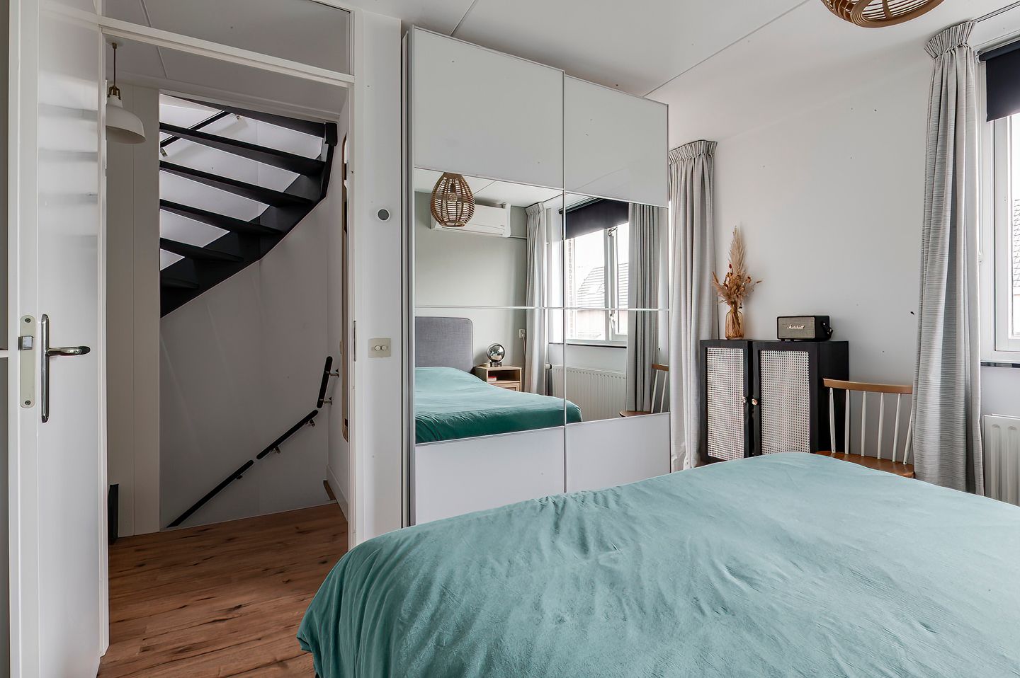 Foto 25 van Minerva 10