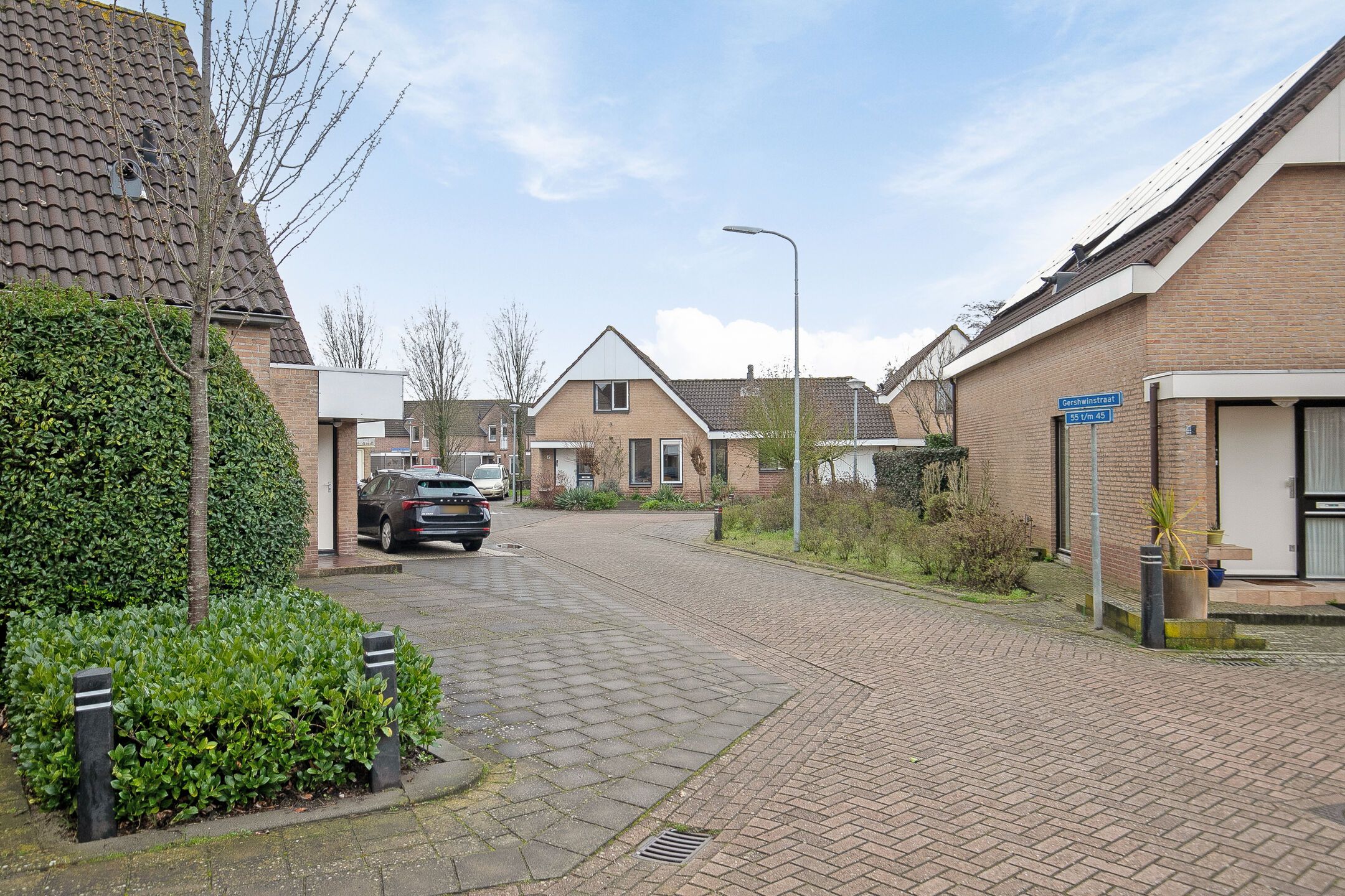Spacious semi-detached bungalow with garage and sunny west-facing garden — 64