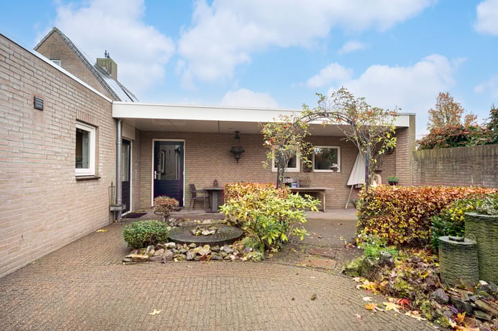 Photo 4 of Hortensiastraat 24