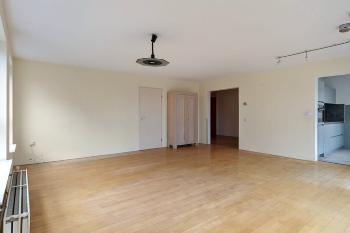 Foto 3 van Jan Thoméelaan 14