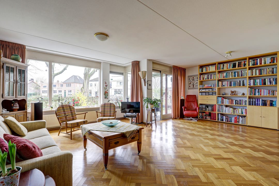 Foto 11 van Burgemeester Galleestr 45