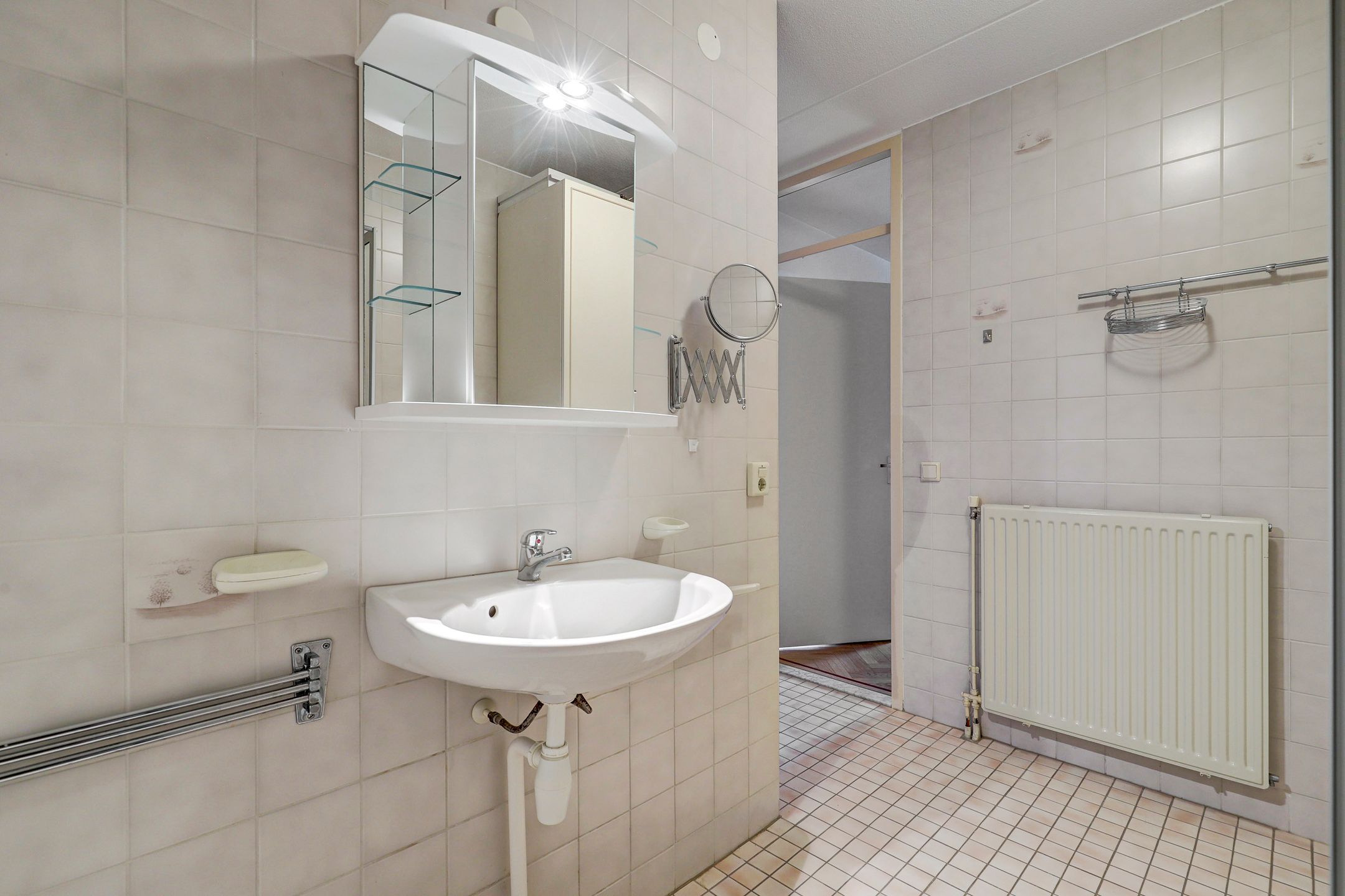 Foto 21 van Burgemeester Galleestr 45