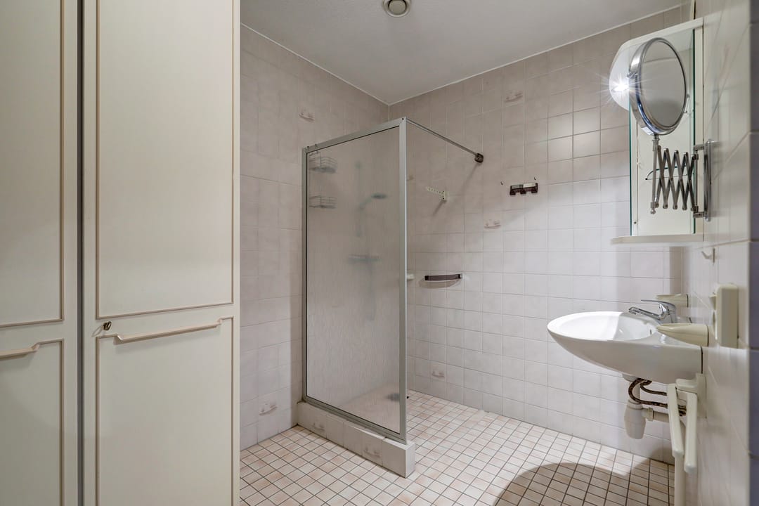 Foto 22 van Burgemeester Galleestr 45