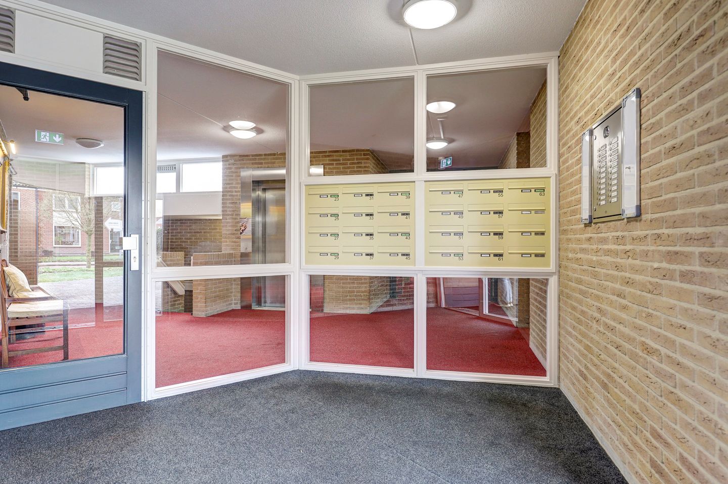 Foto 35 van Burgemeester Galleestr 45