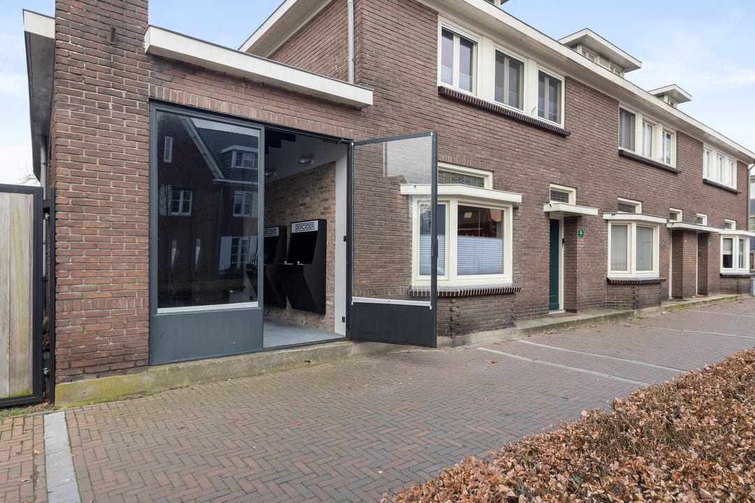 Photo 26 of Sluisstraat 25