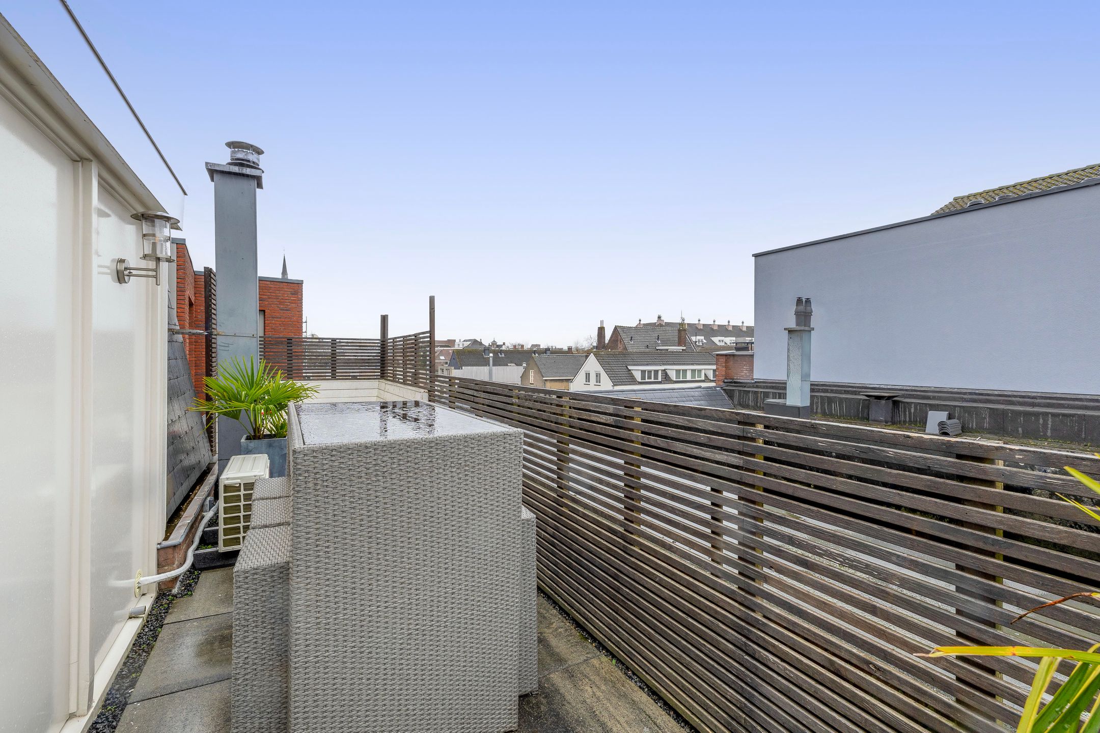 Foto 30 van Noord Koninginnewal 107