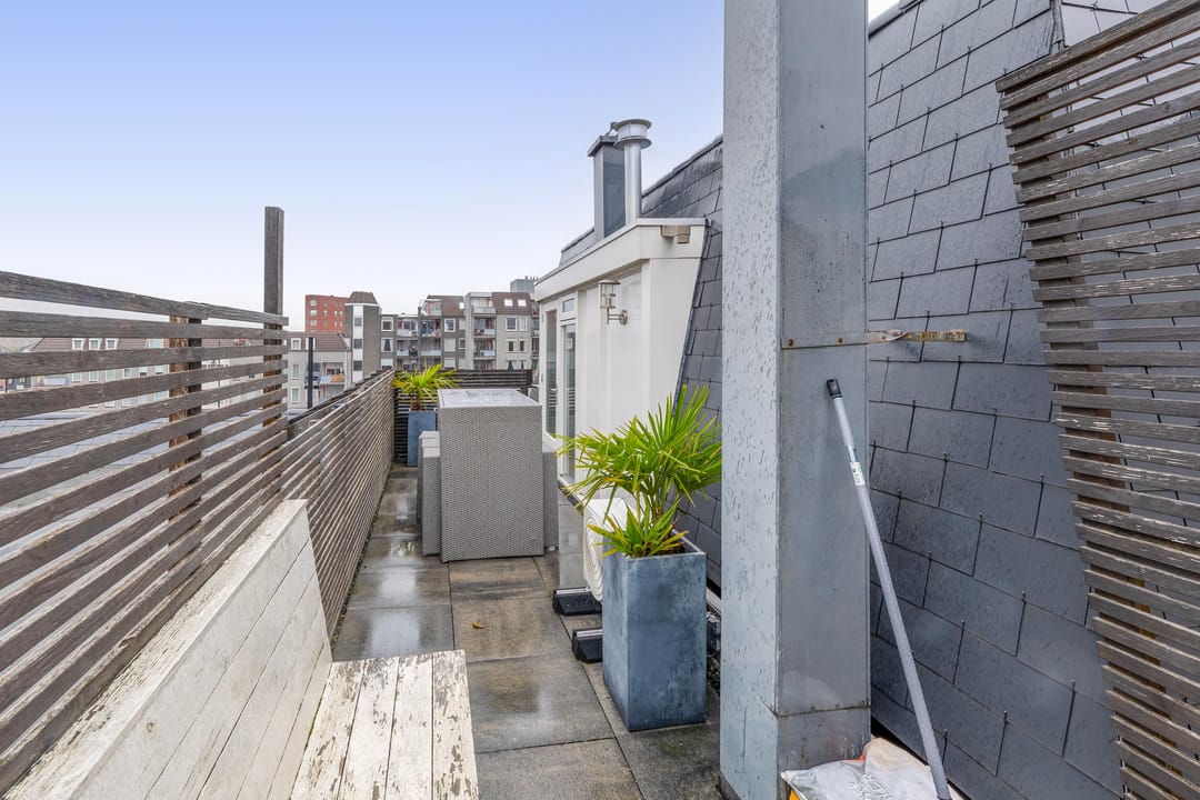 Foto 31 van Noord Koninginnewal 107