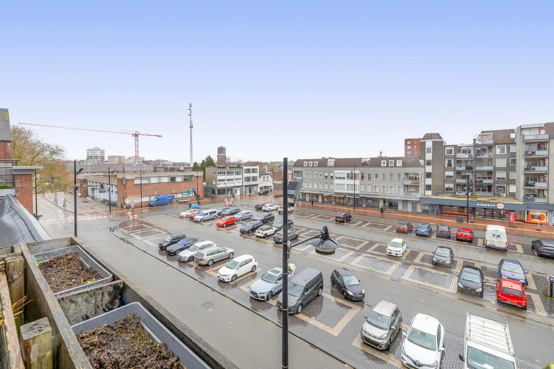 Foto 32 van Noord Koninginnewal 107