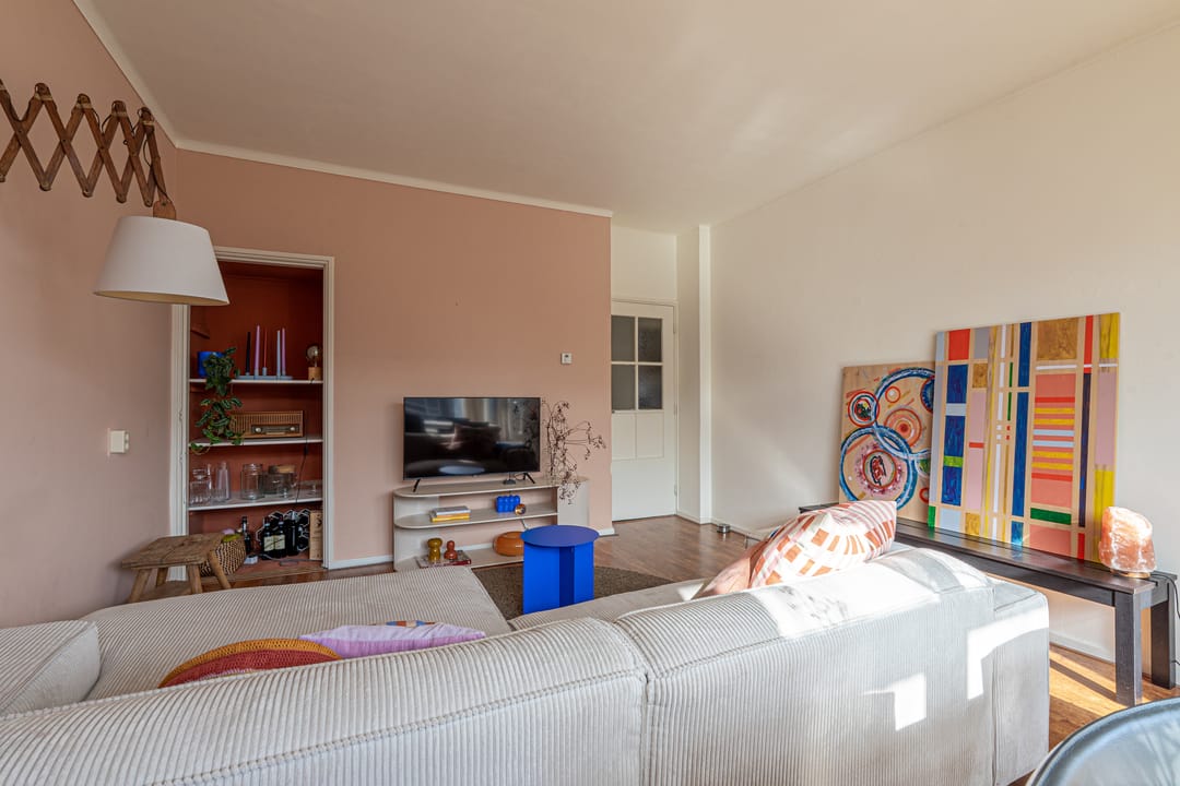 Photo 7 of Bloemerstraat 85