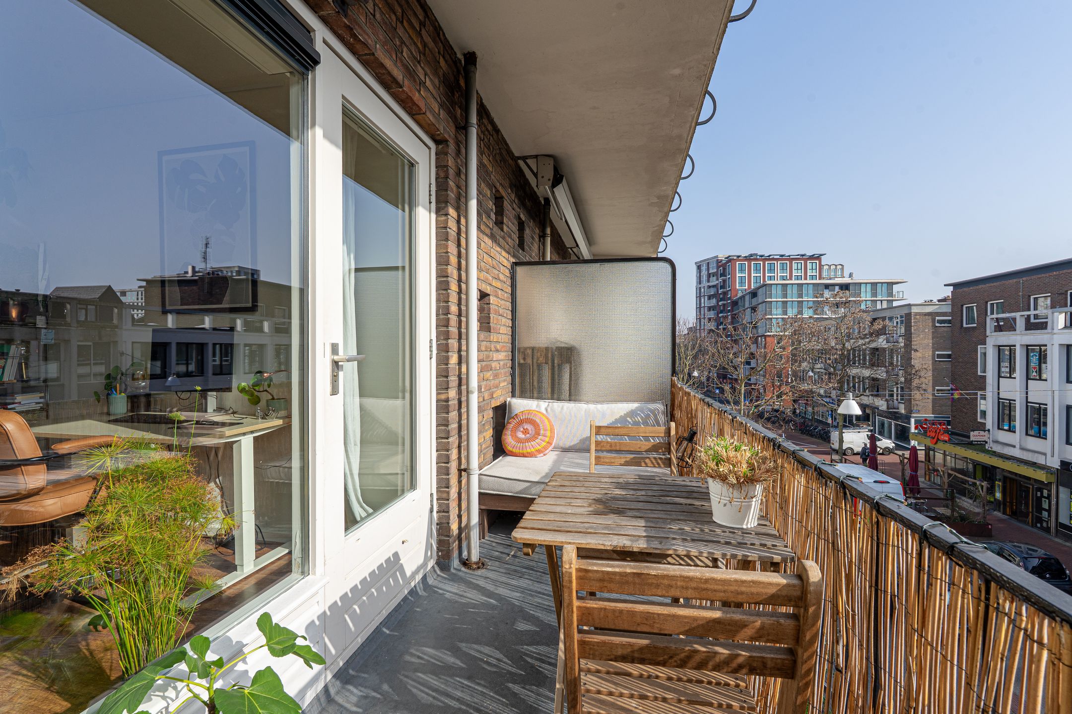 Photo 9 of Bloemerstraat 85
