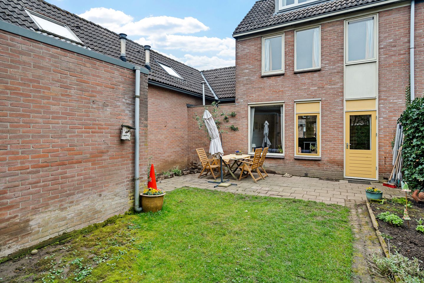 Charming terraced home with sunny south-facing garden in Zutphen — 34
