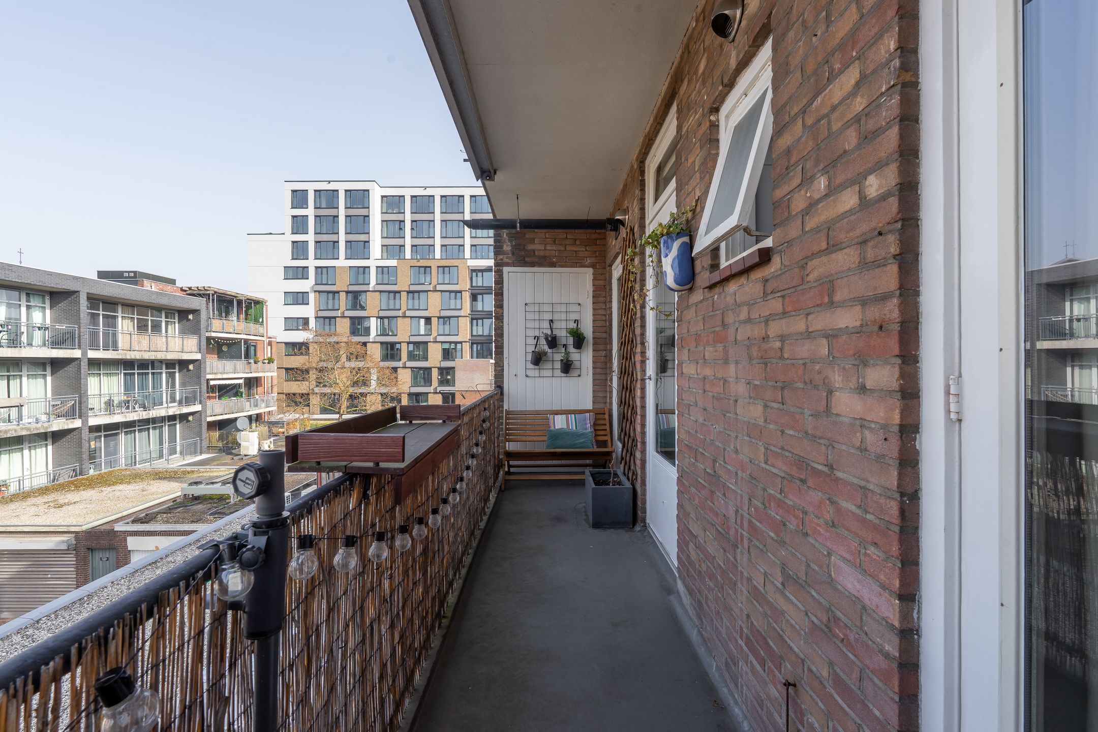 Photo 15 of Bloemerstraat 85