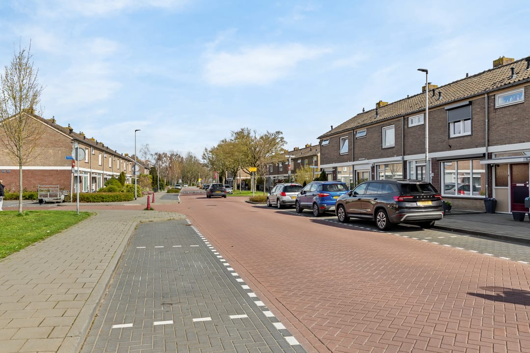 Photo 31 of Stijn Streuvelslaan 8