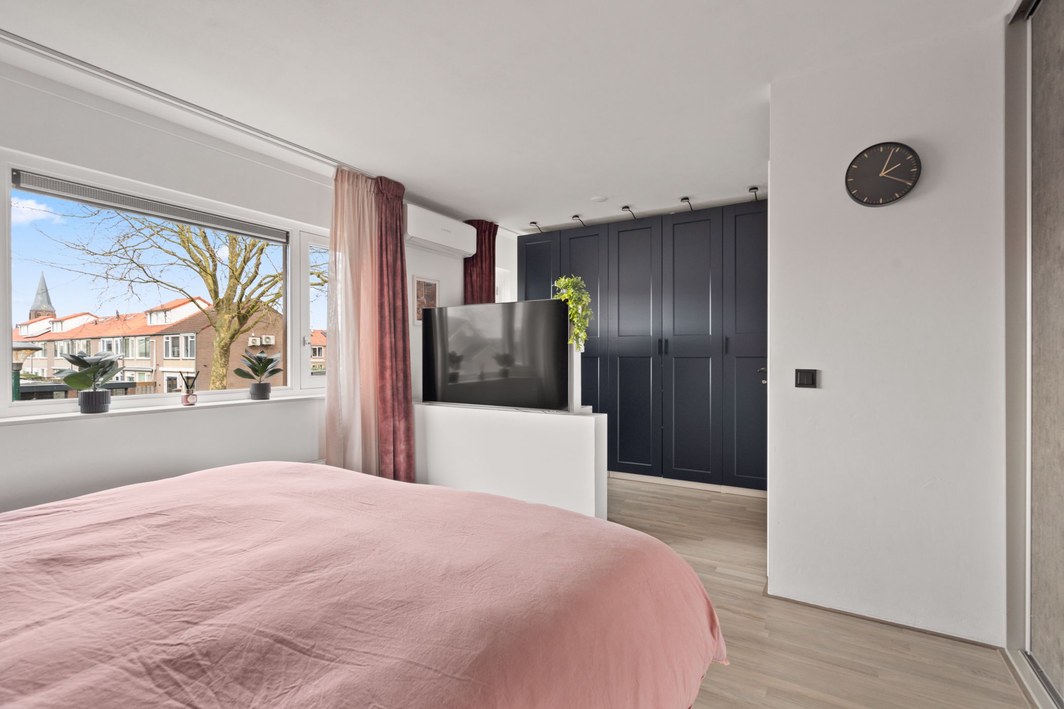 Modern Waterfront Family Home with 4 Bedrooms and Energy Label A in Benschop — 65