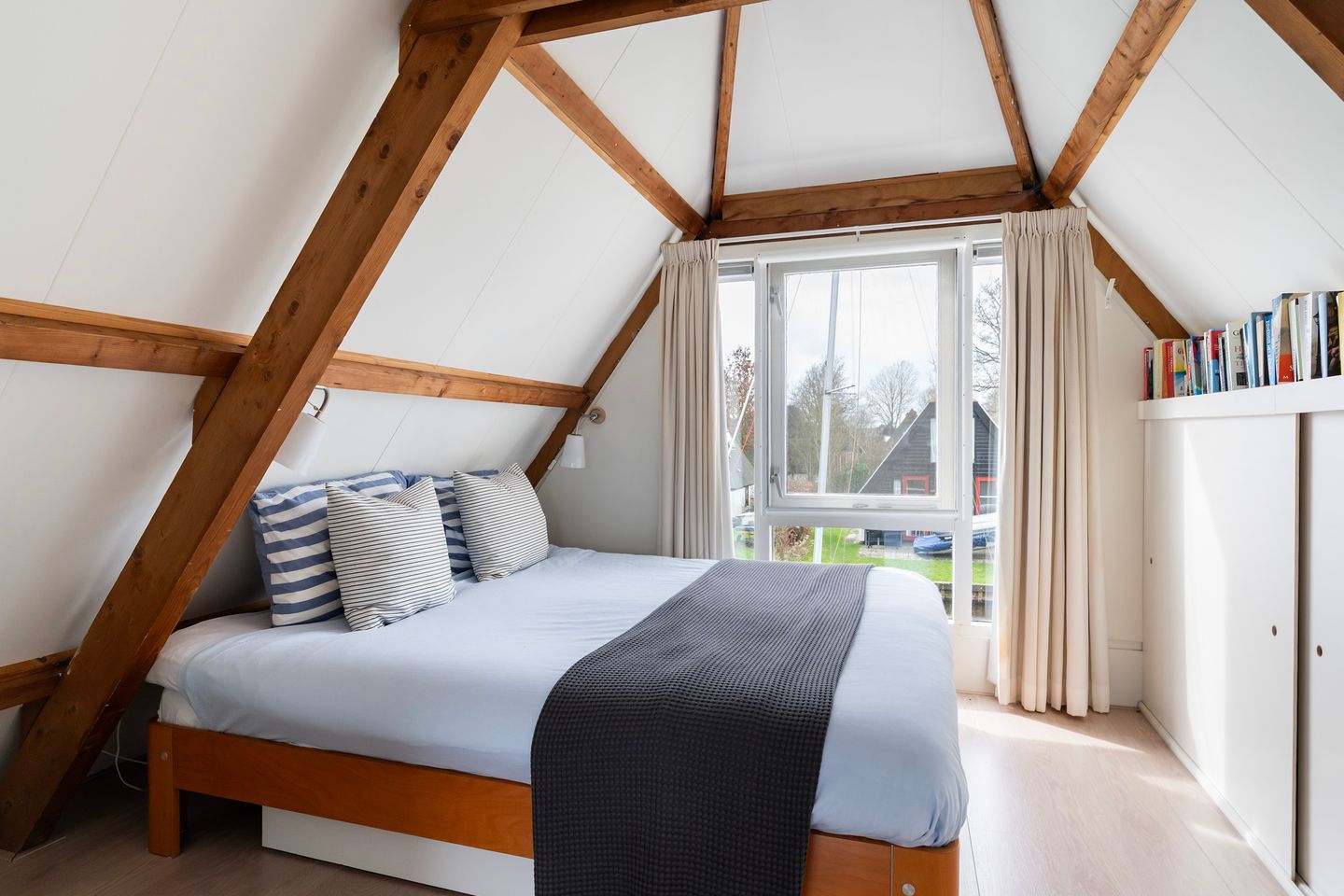 Foto 19 van Sleatemar 25